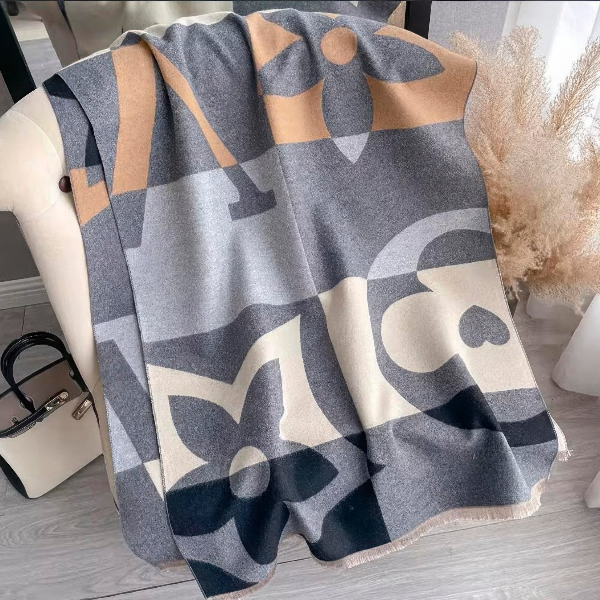 Flower pattern blanket shawl - Exotic Bear Boutique