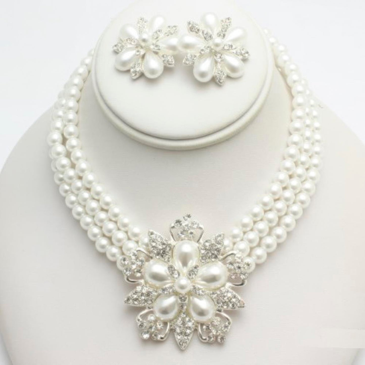 Rhinestone Pearl Flower Necklace Earring Set - Exotic Bear Boutique
